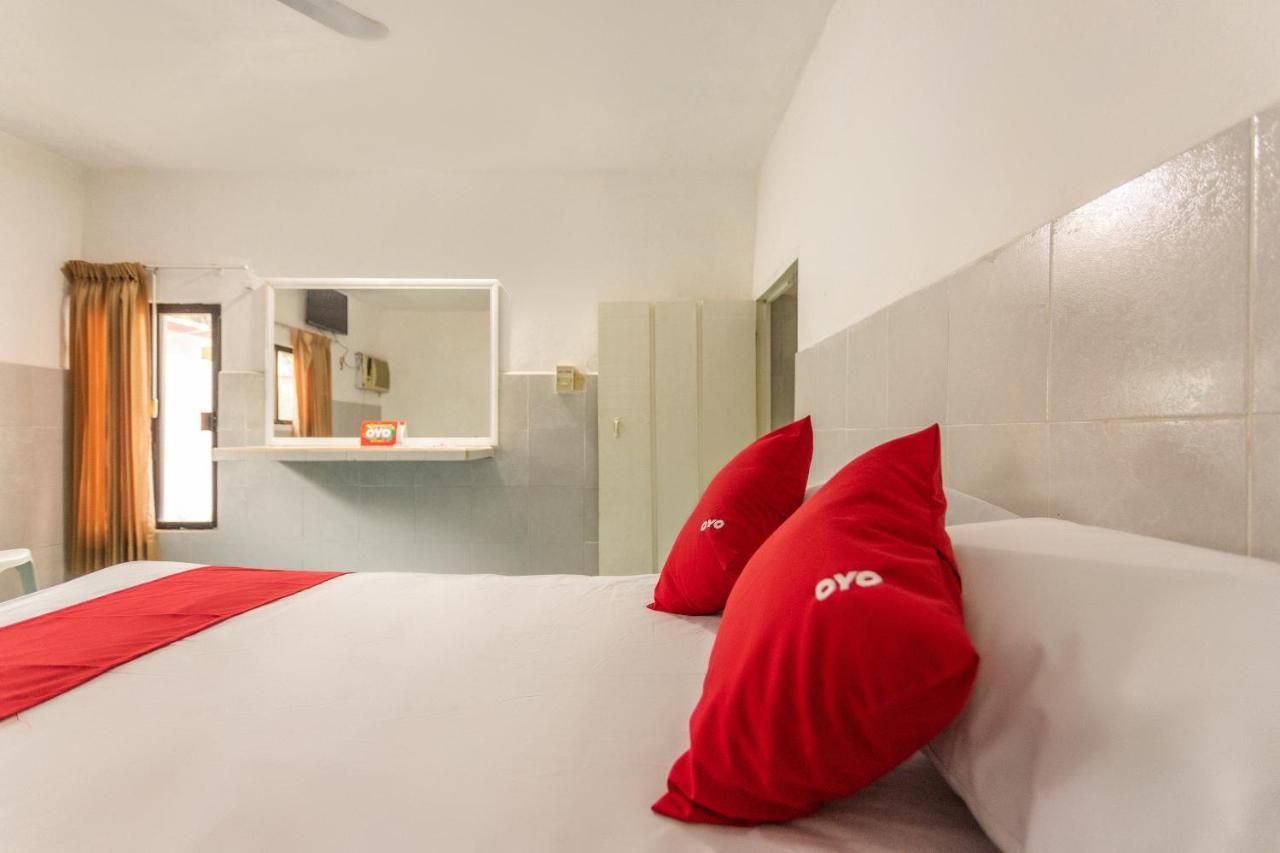 Oyo Mar Inn تيلشاك بويرتو المظهر الخارجي الصورة