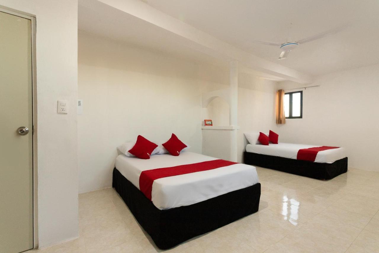Oyo Mar Inn تيلشاك بويرتو المظهر الخارجي الصورة